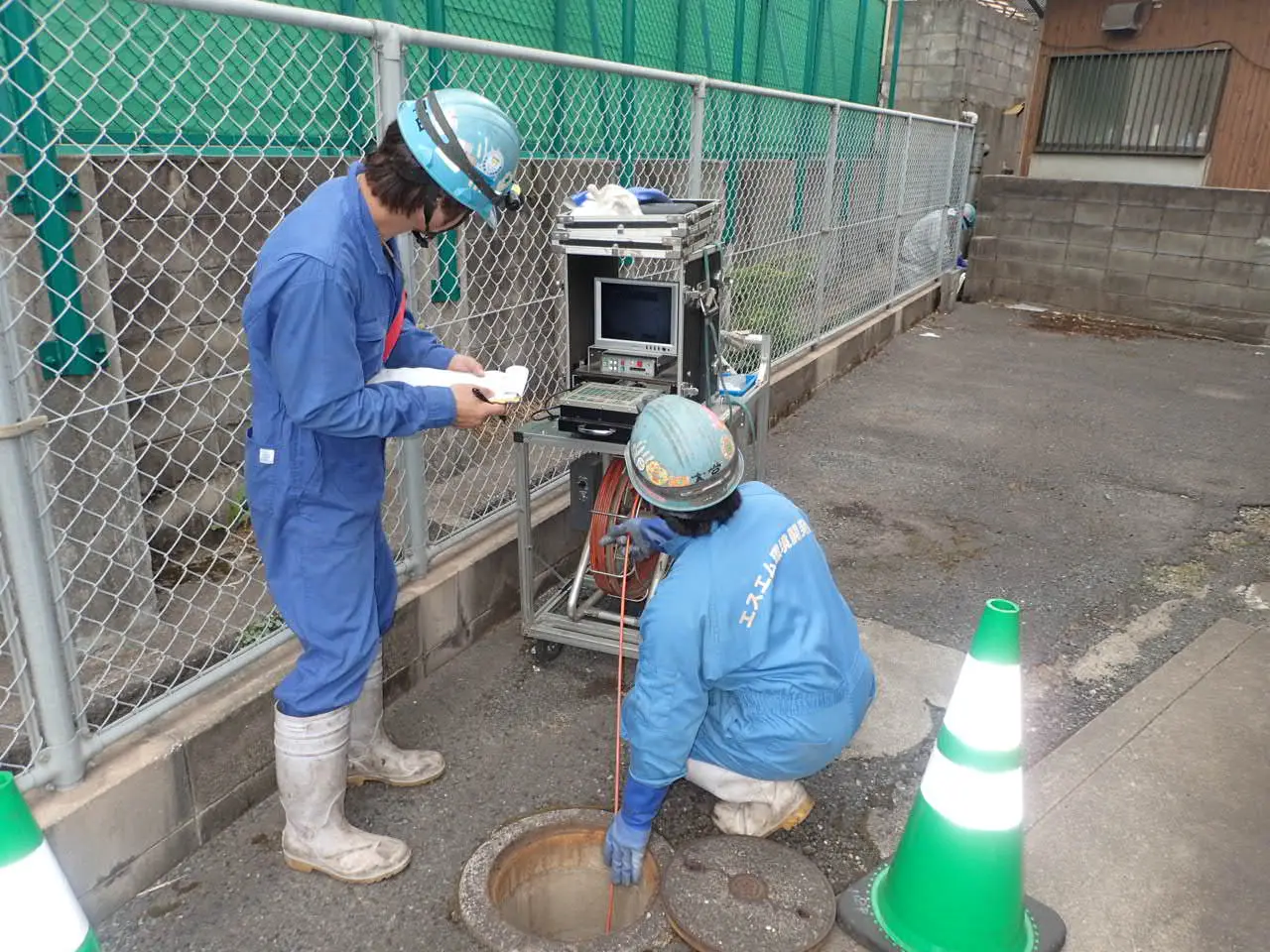 管内の調査